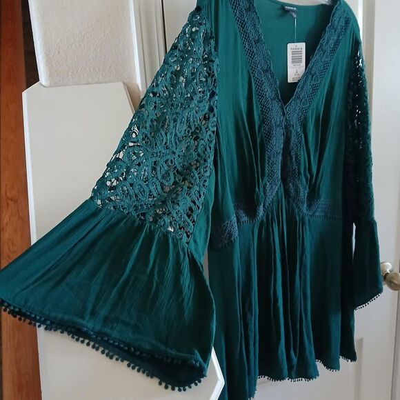 Torrid Green Babydoll Crinkle Gauze V-Neck Blouse Lace Bell Sleeves 3 Fairy Boho - Picture 4 of 7